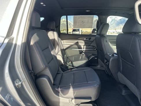 New 2026 Chevrolet Traverse Z71 w/ Enhanced Driving Package image 14