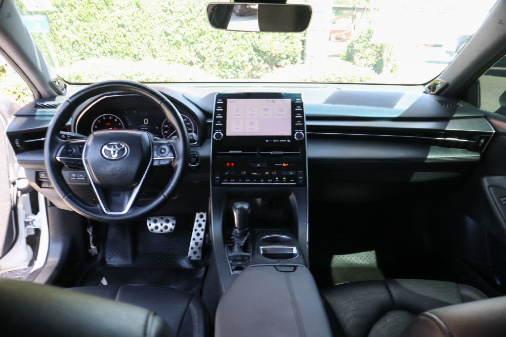 Used 2019 Toyota Avalon XSE w/ All Weather Liner Package FWD image 26