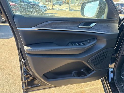 New 2026 Jeep Grand Cherokee Laredo image 20