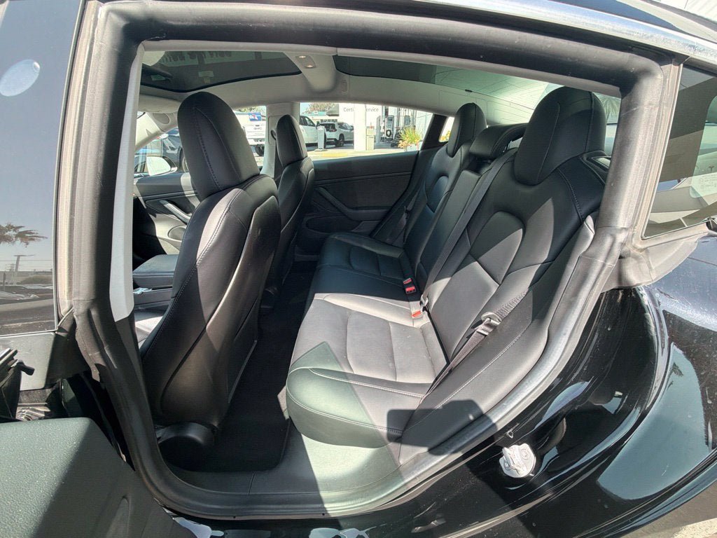 Used 2019 Tesla Model 3 Performance AWD/4WD image 18