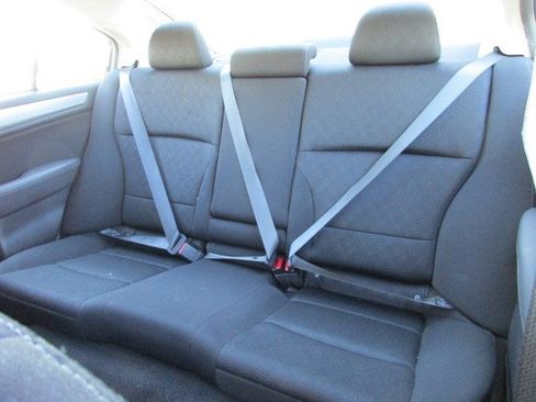 Used 2015 Subaru Legacy 2.5i Premium image 27