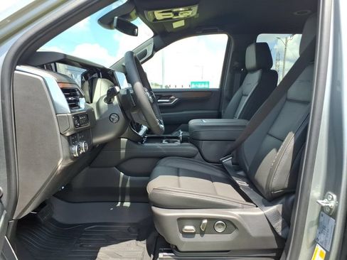 New 2026 GMC Yukon Denali w/ LPO, Floor Liner Package AWD/4WD image 11