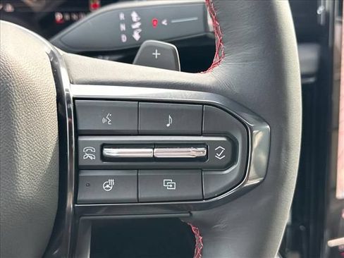 New 2026 GMC Yukon XL AT4 Ultimate AWD/4WD image 33