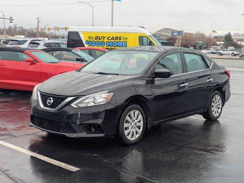 Used 2017 Nissan Sentra S image 9