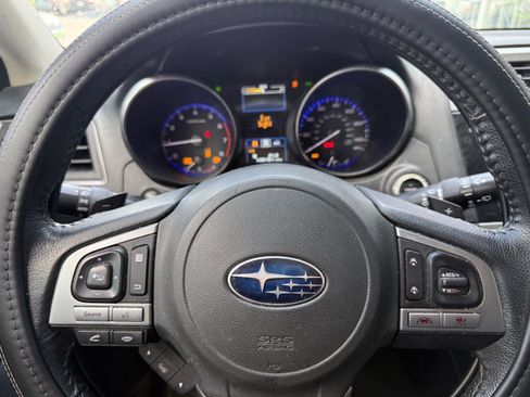 Used 2017 Subaru Outback 2.5i Limited AWD/4WD image 14