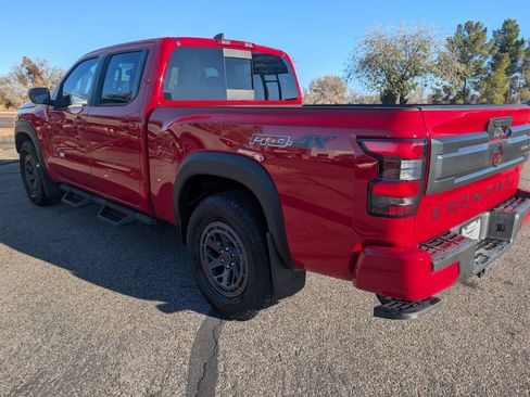 Used 2025 Nissan Frontier PRO-4X w/ Black Accent Package image 3