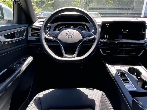 New 2026 Volkswagen Atlas Cross Sport SE AWD/4WD image 4