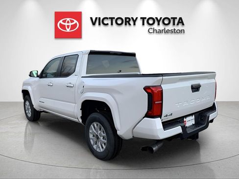 New 2026 Toyota Tacoma SR5 image 6