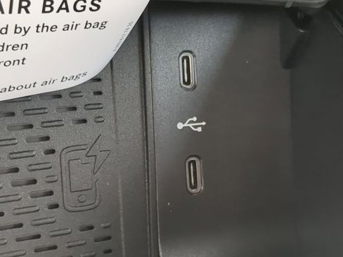 New 2025 Mercedes-Benz GLE 450 4MATIC image 9