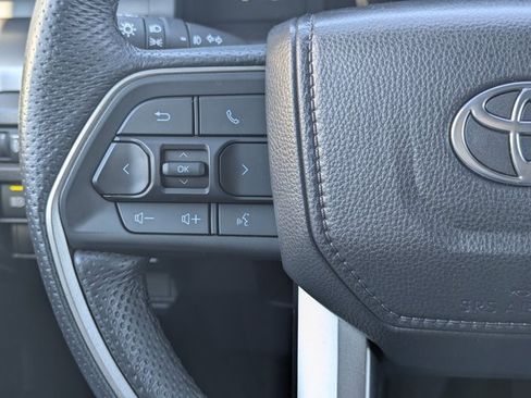 Used 2024 Toyota Tacoma SR5 w/ SR5 Upgrade Package image 21