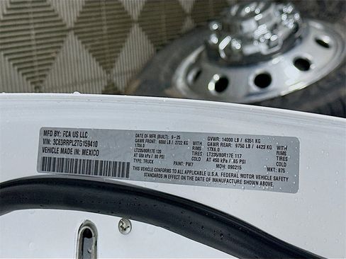 New 2026 RAM 3500 Limited w/ Towing Technology Group image 19