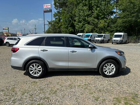 Used 2020 Kia Sorento LX w/ LX I4 Convenience Package FWD image 6