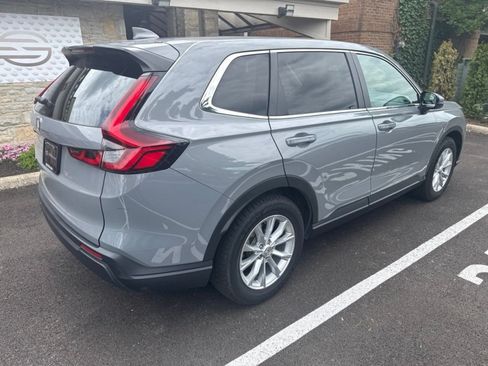 Used 2024 Honda CR-V EX image 7