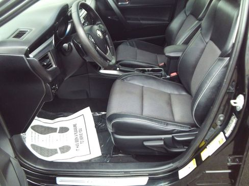 Used 2016 Toyota Corolla S w/ Body Protection Package #1 FWD image 21