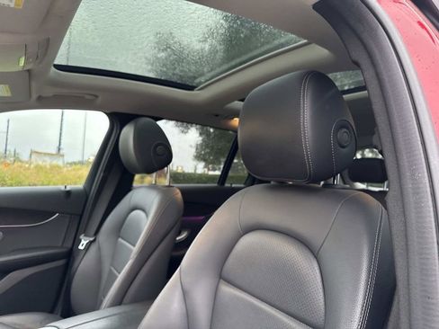 Certified 2022 Mercedes-Benz GLC 300 4MATIC image 18