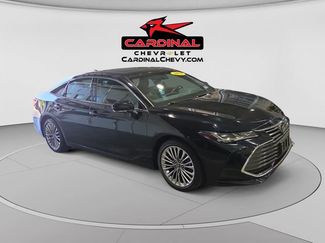 Used 2019 Toyota Avalon Limited w/ Advanced Safety Package FWD video 1