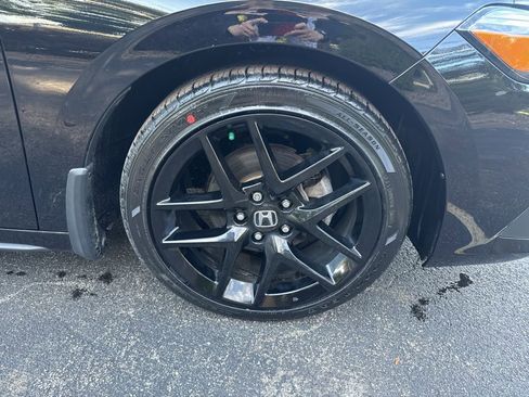 Used 2022 Honda Civic Sport image 14