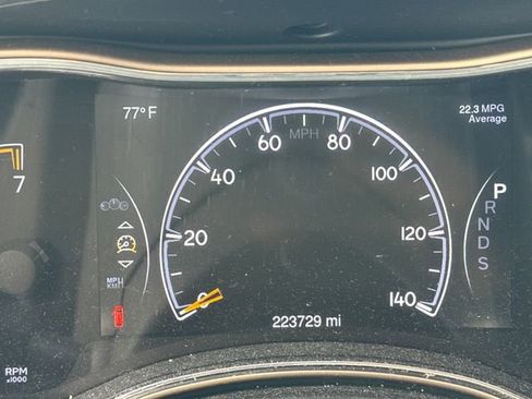 Used 2014 Jeep Grand Cherokee Limited AWD/4WD image 14