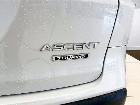 Used 2023 Subaru Ascent Touring AWD/4WD image 9