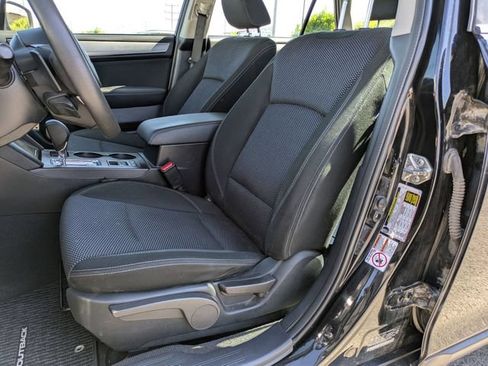Used 2019 Subaru Outback 2.5i AWD/4WD image 7
