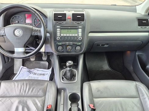 Used 2009 Volkswagen Jetta SEL image 46