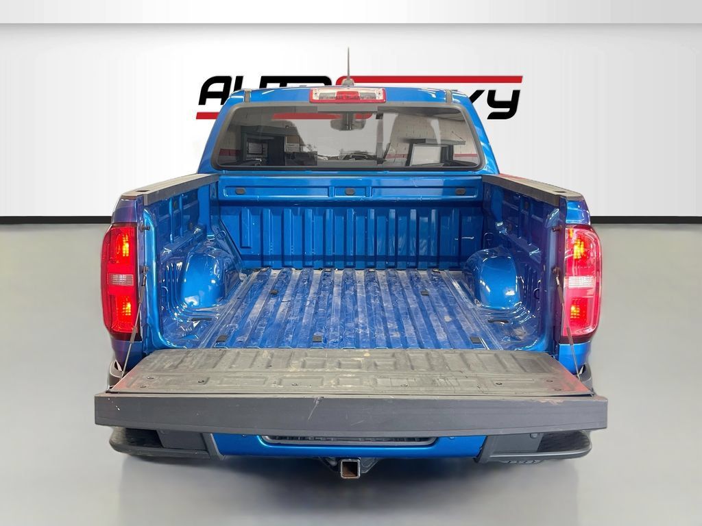 Used 2022 Chevrolet Colorado Z71 AWD/4WD image 25