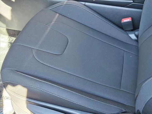 New 2025 Hyundai Elantra Sport image 4