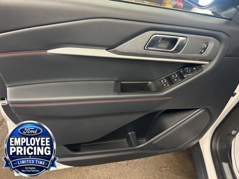 New 2026 Ford Explorer ST-Line w/ ST-Line Street Pack AWD/4WD image 10