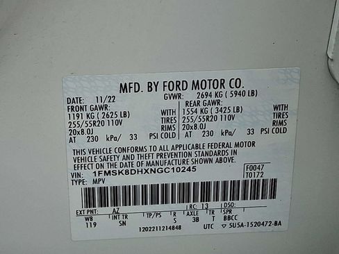Used 2022 Ford Explorer XLT w/ Equipment Group 202A AWD/4WD image 27