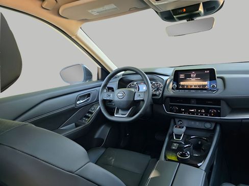 New 2026 Nissan Rogue SV AWD/4WD image 10