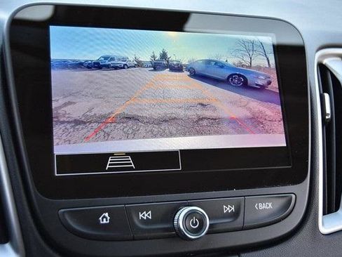 Used 2024 Chevrolet Malibu LT image 12