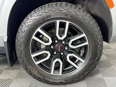 Used 2023 GMC Yukon AT4 AWD/4WD image 55