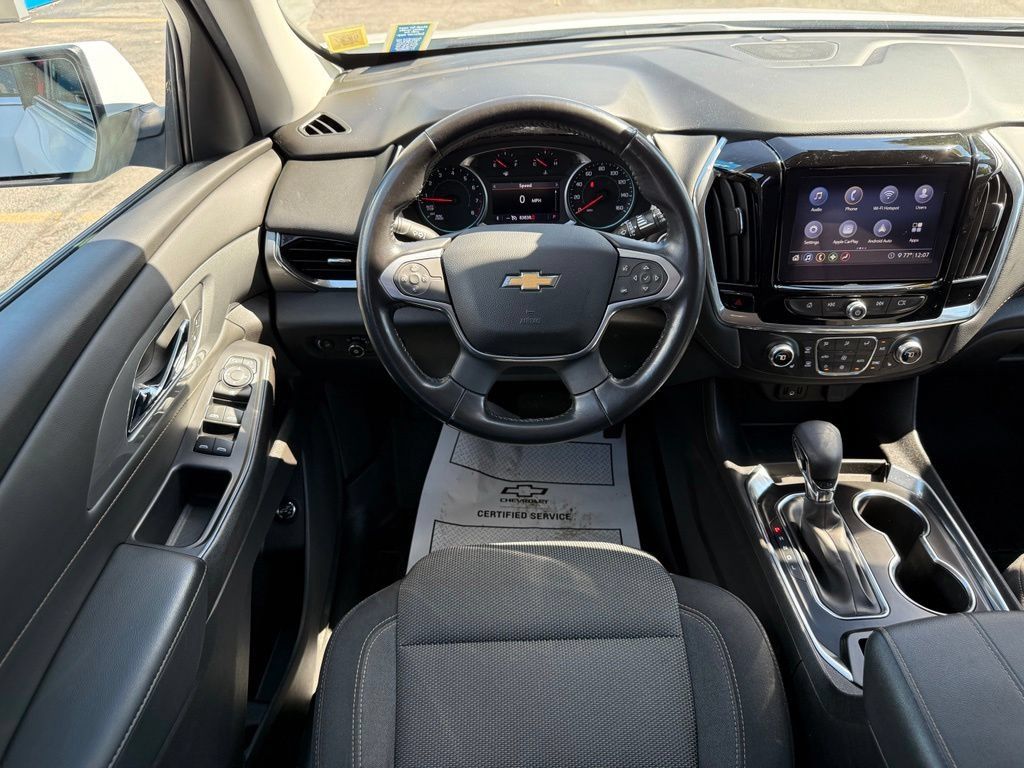 Used 2021 Chevrolet Traverse LT AWD/4WD image 9
