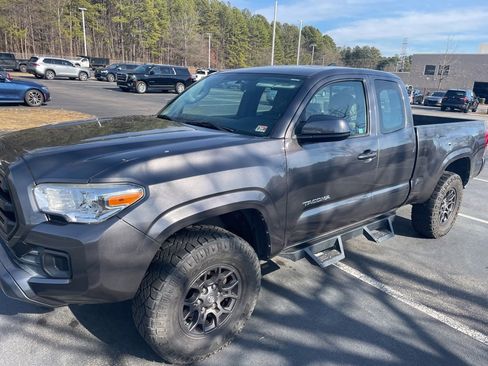Used 2016 Toyota Tacoma SR w/ SR Convenience Package image 9