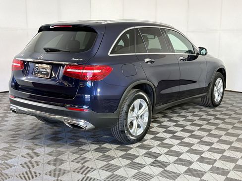 Used 2018 Mercedes-Benz GLC 300 4MATIC image 9