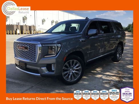 Used 2021 GMC Yukon XL Denali w/ Advanced Technology Package AWD/4WD image 1