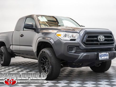 Used 2020 Toyota Tacoma SR AWD/4WD image 1