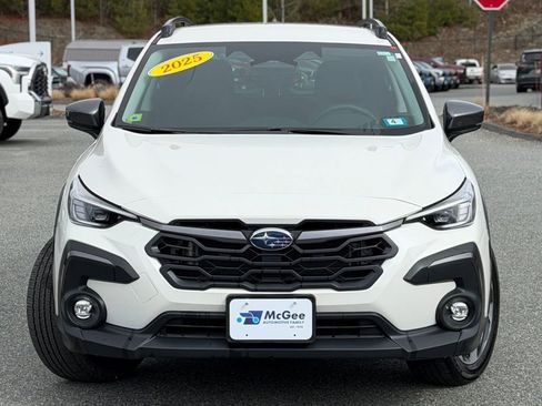Used 2025 Subaru Crosstrek 2.5i Limited AWD/4WD image 2