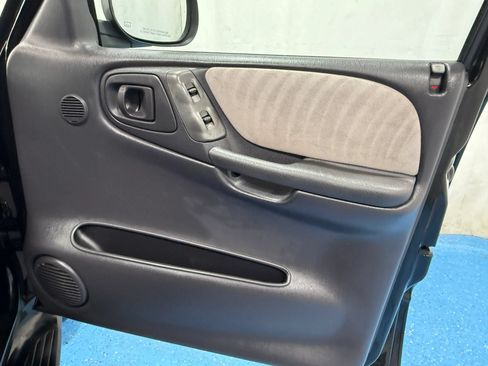 Used 2000 Dodge Durango 4WD image 25