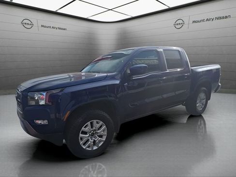 Certified 2022 Nissan Frontier SV image 8