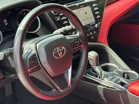 Used 2019 Toyota Camry XSE FWD image 17