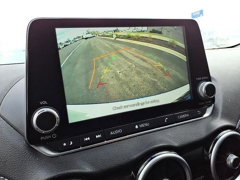 Used 2025 Nissan Sentra SV FWD image 27