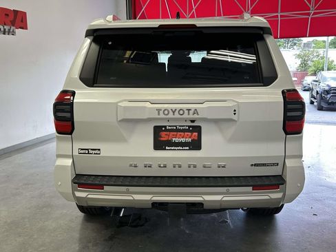 Used 2026 Toyota 4Runner Limited AWD/4WD image 4