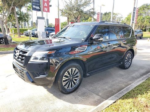 Certified 2023 Nissan Armada SL w/ Midnight Edition Package image 3