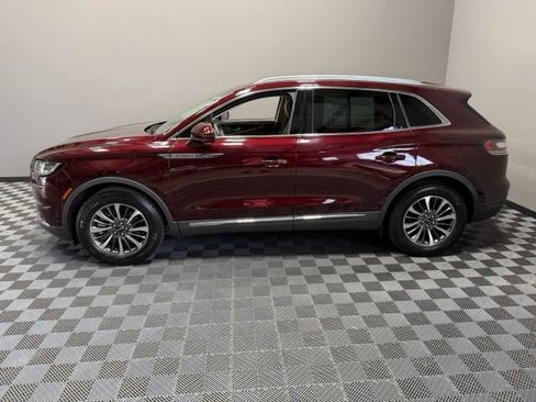 Used 2023 Lincoln Nautilus FWD w/ Premium Package image 6