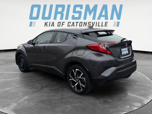 Used 2018 Toyota C-HR XLE image 4