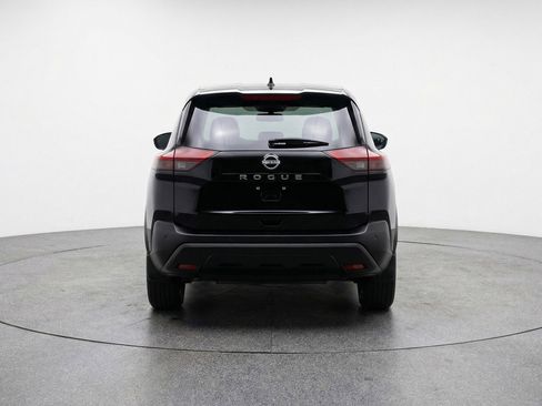 Used 2025 Nissan Rogue SV image 7