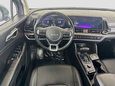 Used 2023 Kia Sportage EX FWD image 17