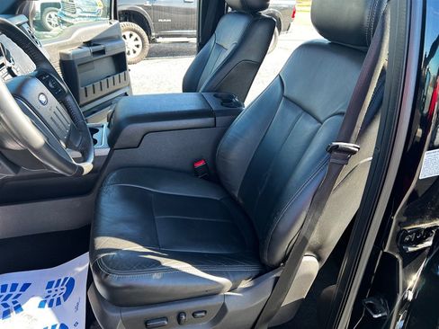 Used 2016 Ford F350 Lariat w/ Lariat Ultimate Package image 5