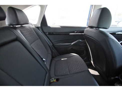 New 2026 Kia Seltos S FWD image 13
